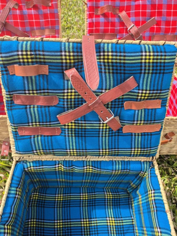 Picnic Baskets - Image 3