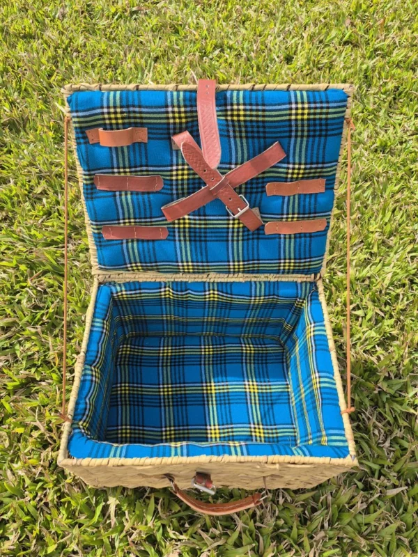 Picnic Baskets - Image 6