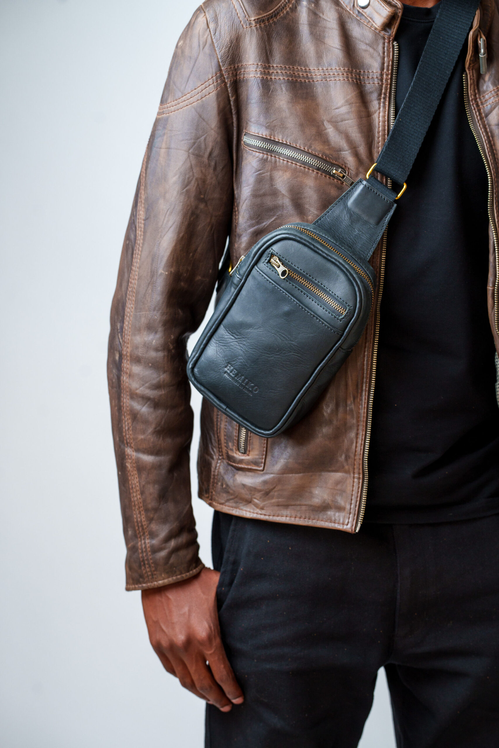 Nomad Leather Sling Bag Nomad Leather Sling Bag